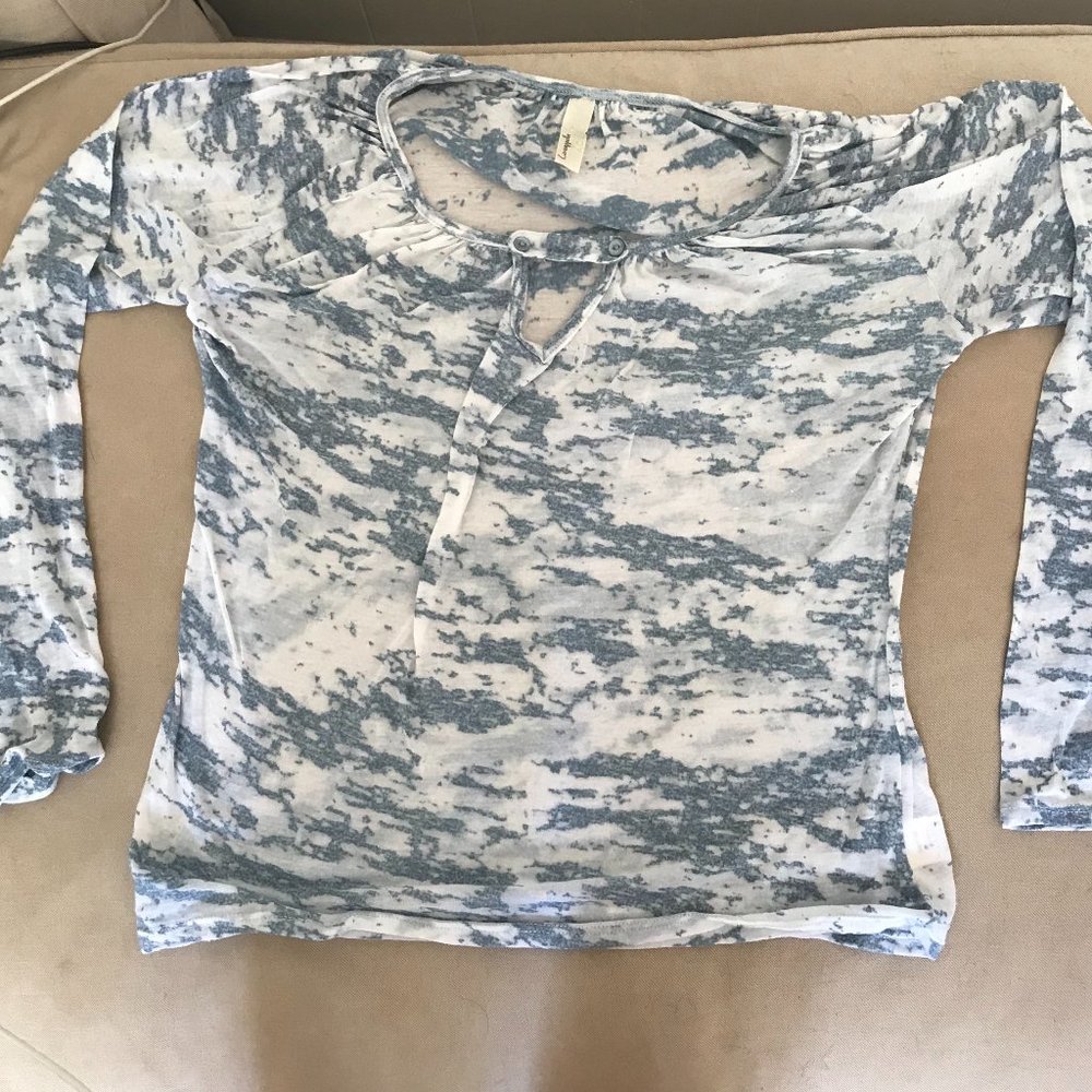 Loveappella  Long-Sleeved Shirt M